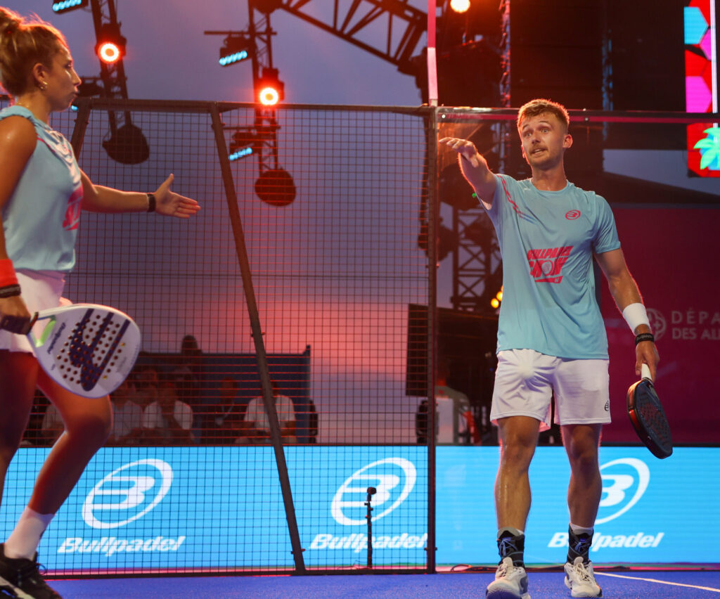 Julien Seurin et Béa Gonzalez au BullPadel Show